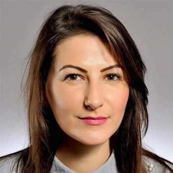 Dr. Raluca Maria Hlihor